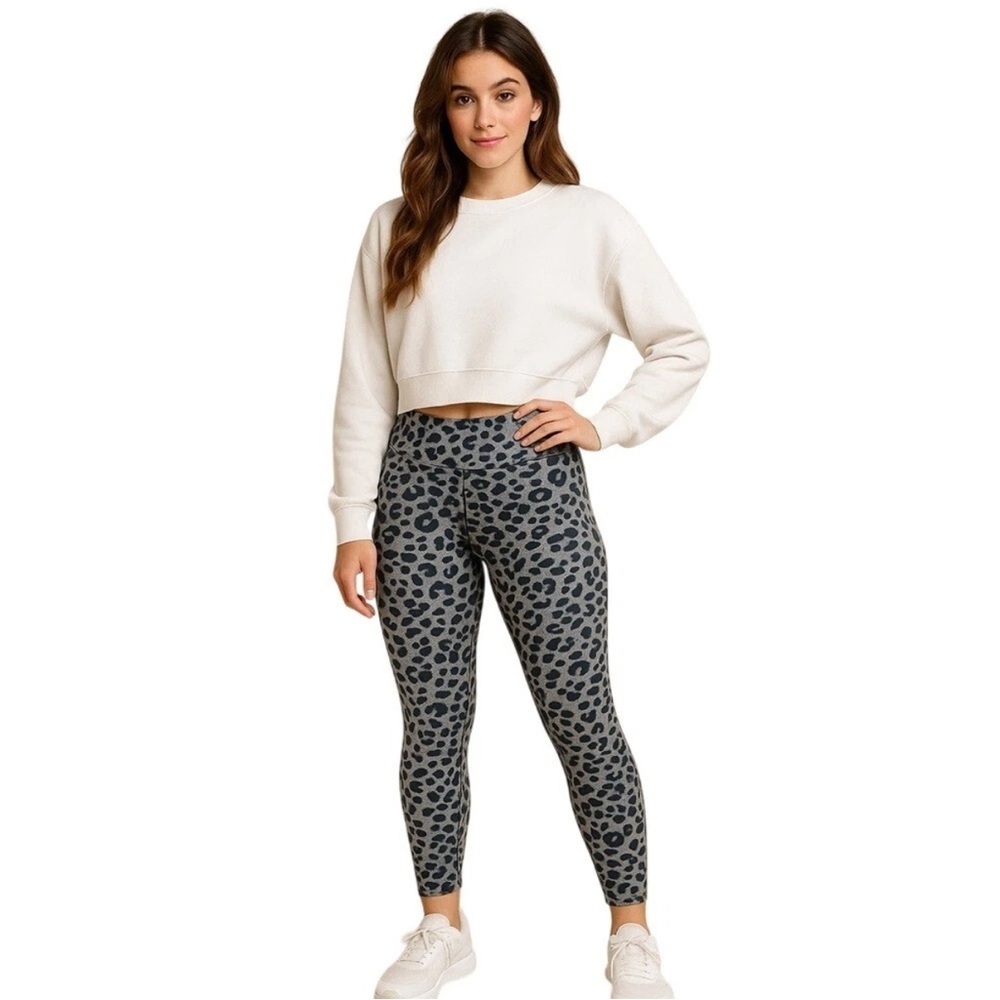 Aerie offline goals 7/8 Grey leopard print high waisted leggings size small